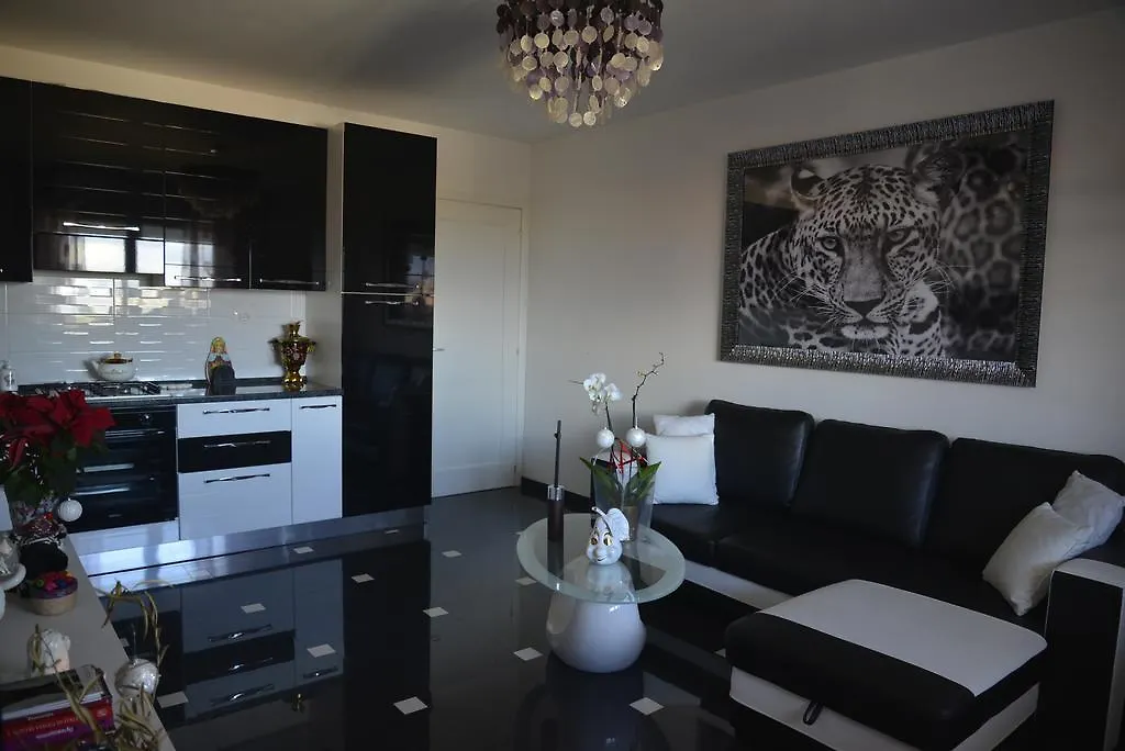 Casa Vacanze Sole E Luna Rome 0*,  Italy